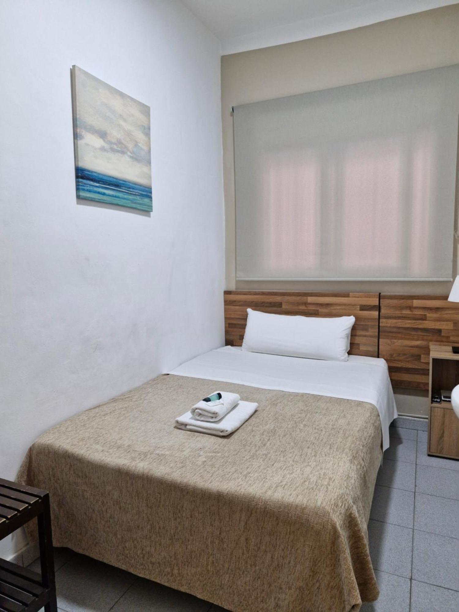 Single Room with Shared Bathroom,1646911442:JPEG